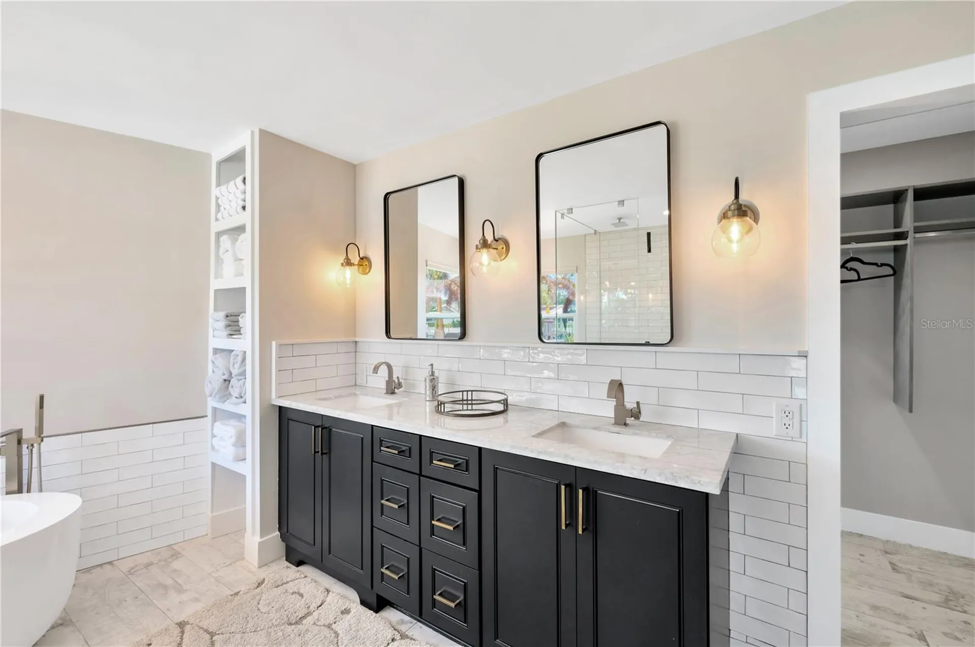 807 Snug Island Clearwater FL 33767