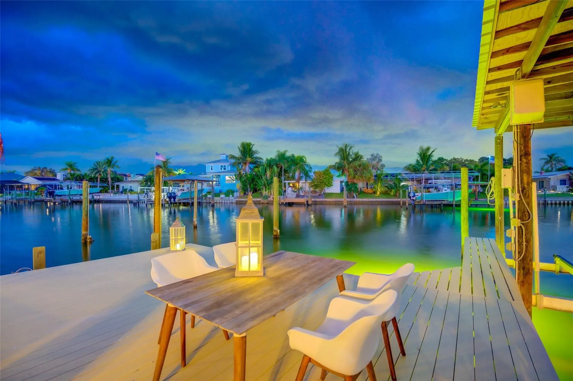 807 Snug Island Clearwater FL 33767