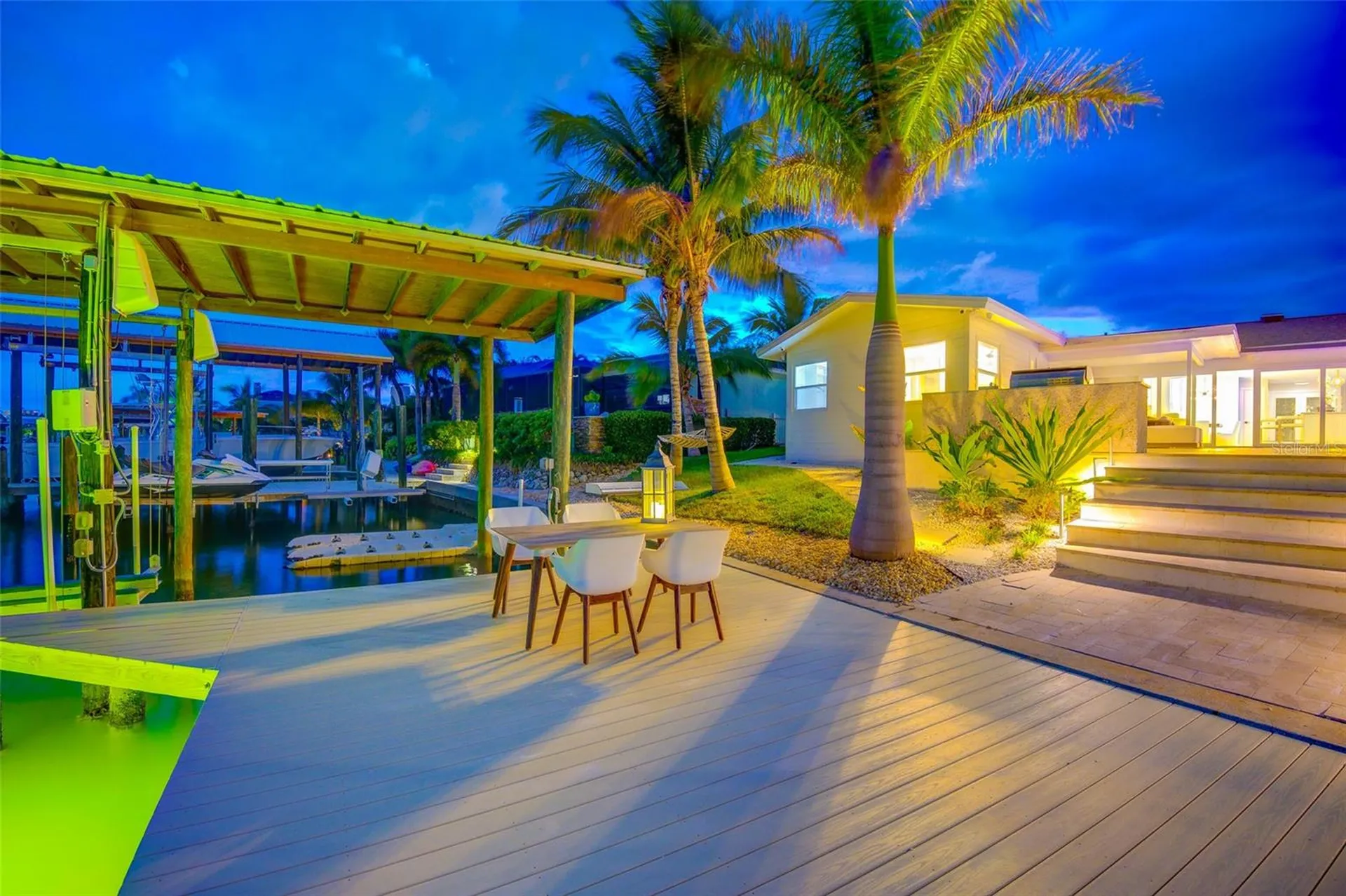 807 Snug Island Clearwater FL 33767