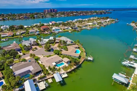 807 Snug Island Clearwater FL 33767