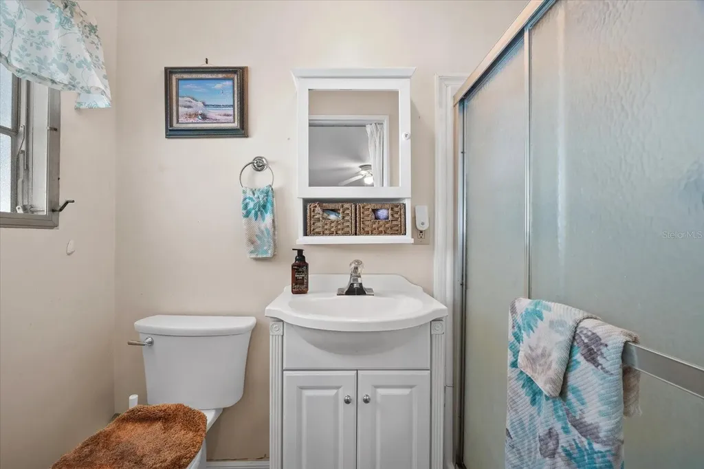 404 49th Avenue Drive W Bradenton FL 34207