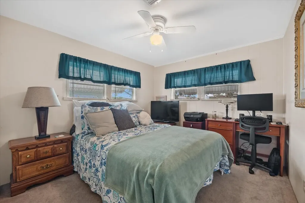 404 49th Avenue Drive W Bradenton FL 34207