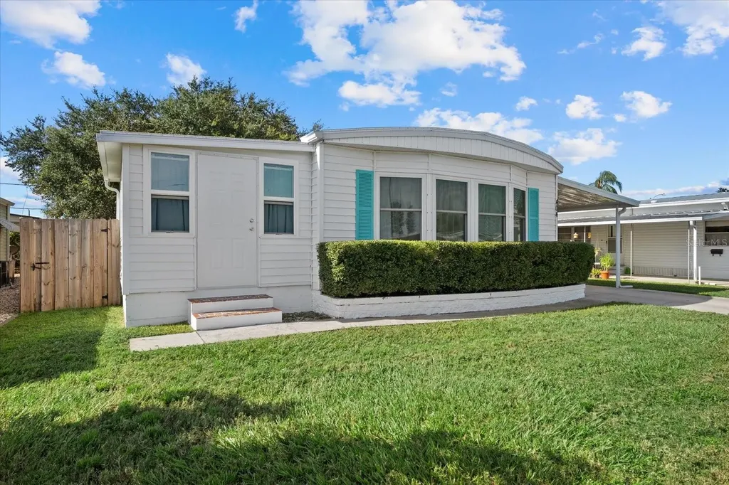 404 49th Avenue Drive W Bradenton FL 34207