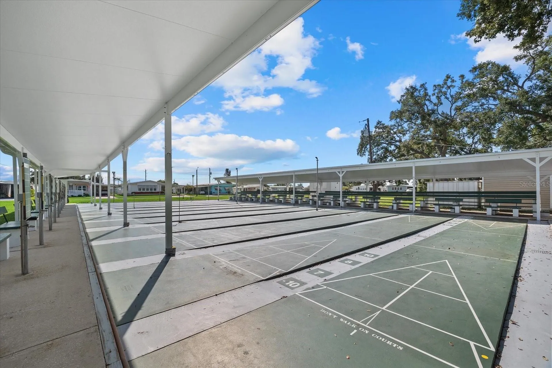 404 49th Avenue Drive W Bradenton FL 34207