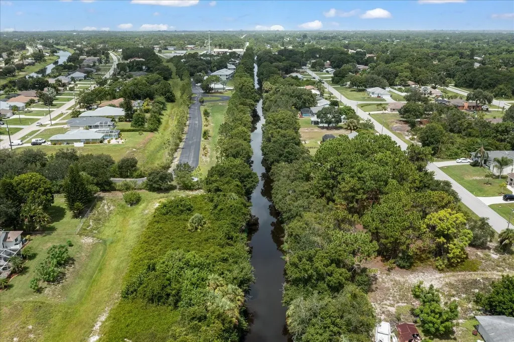 10485 Greenway Avenue Englewood FL 34224