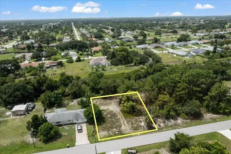 10485 Greenway Avenue Englewood FL 34224