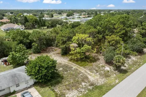 10485 Greenway Avenue Englewood FL 34224