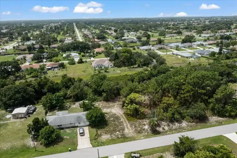 10485 Greenway Avenue Englewood FL 34224