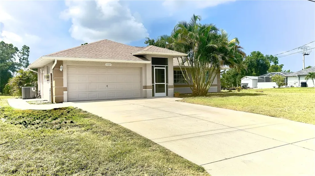 11027 Greenway Avenue Englewood FL 34224