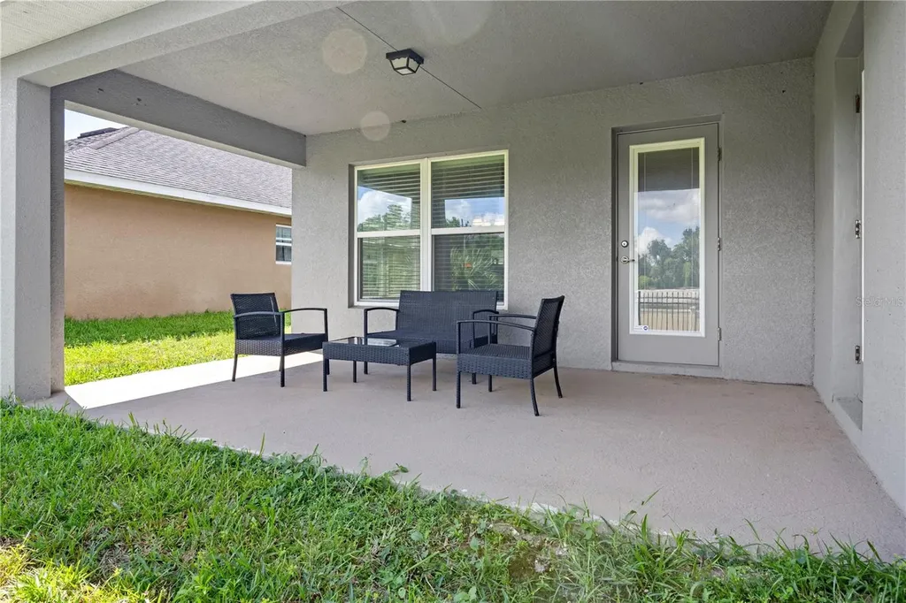 2656 Sand Hill Point Circle Davenport FL 33837