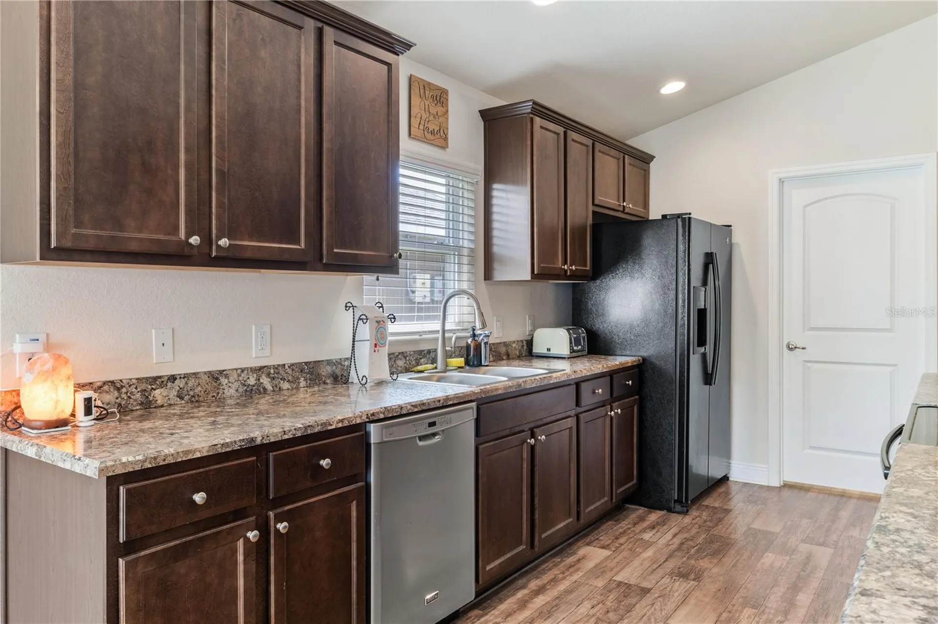2656 Sand Hill Point Circle Davenport FL 33837