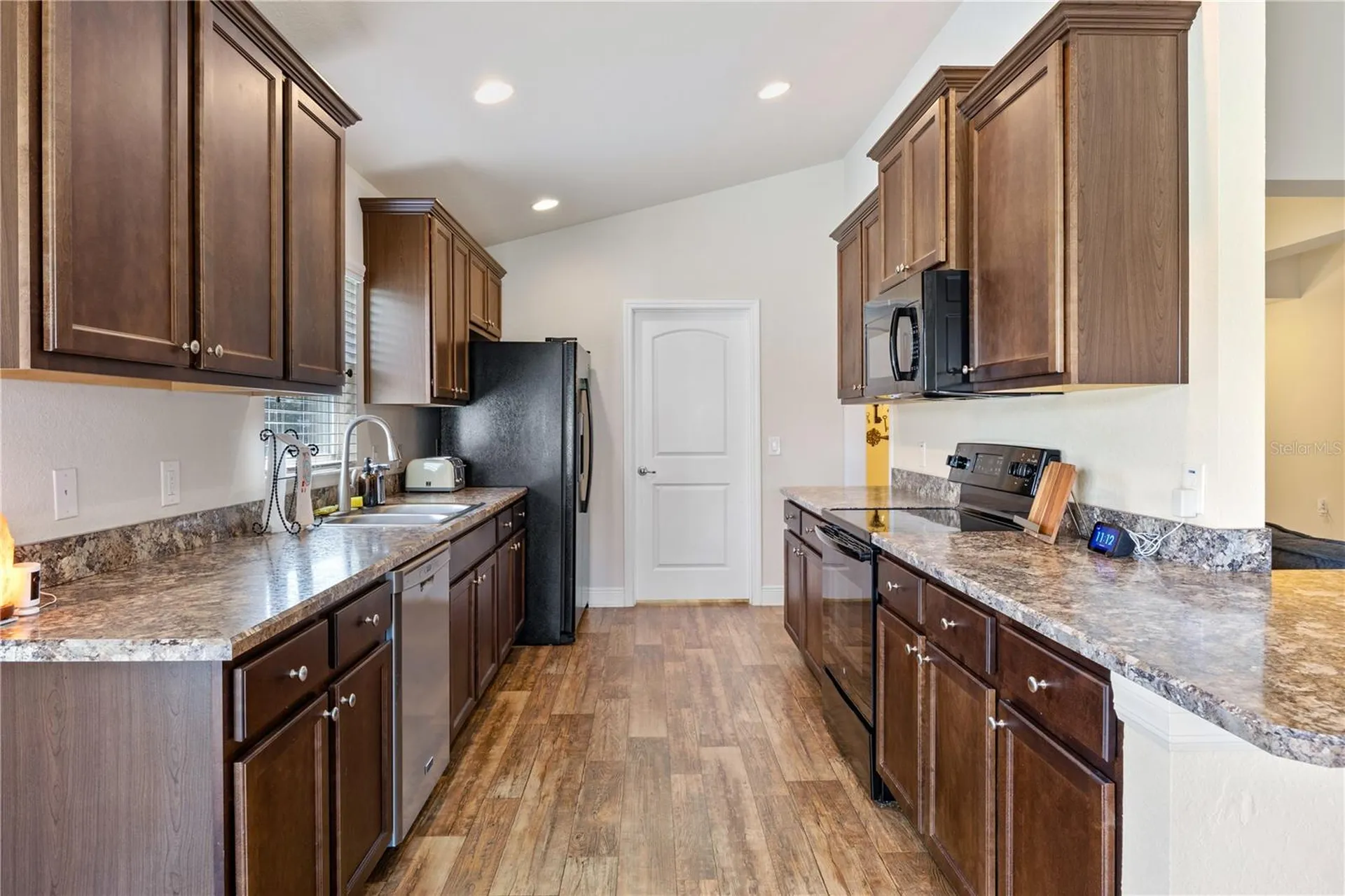2656 Sand Hill Point Circle Davenport FL 33837