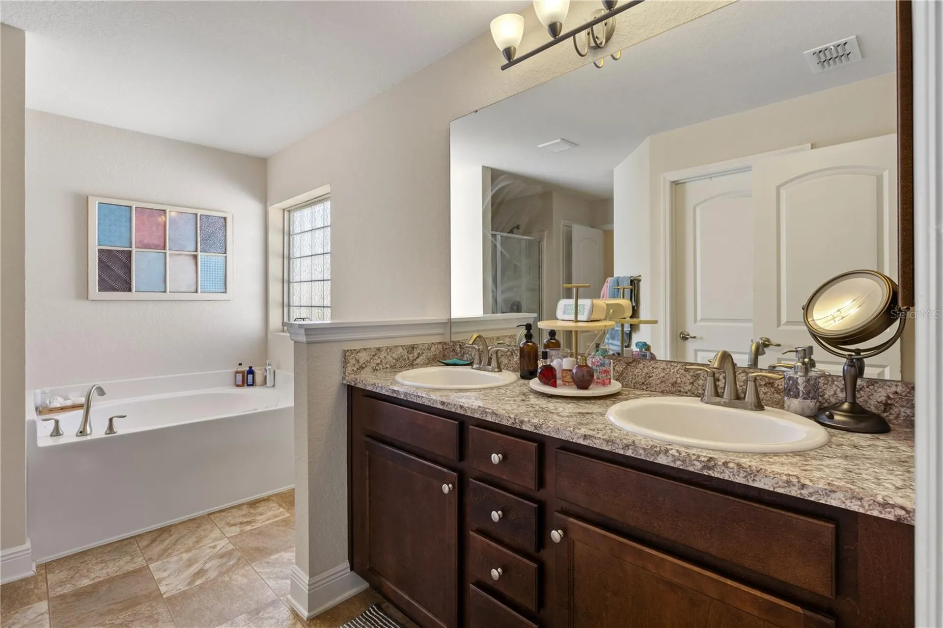 2656 Sand Hill Point Circle Davenport FL 33837