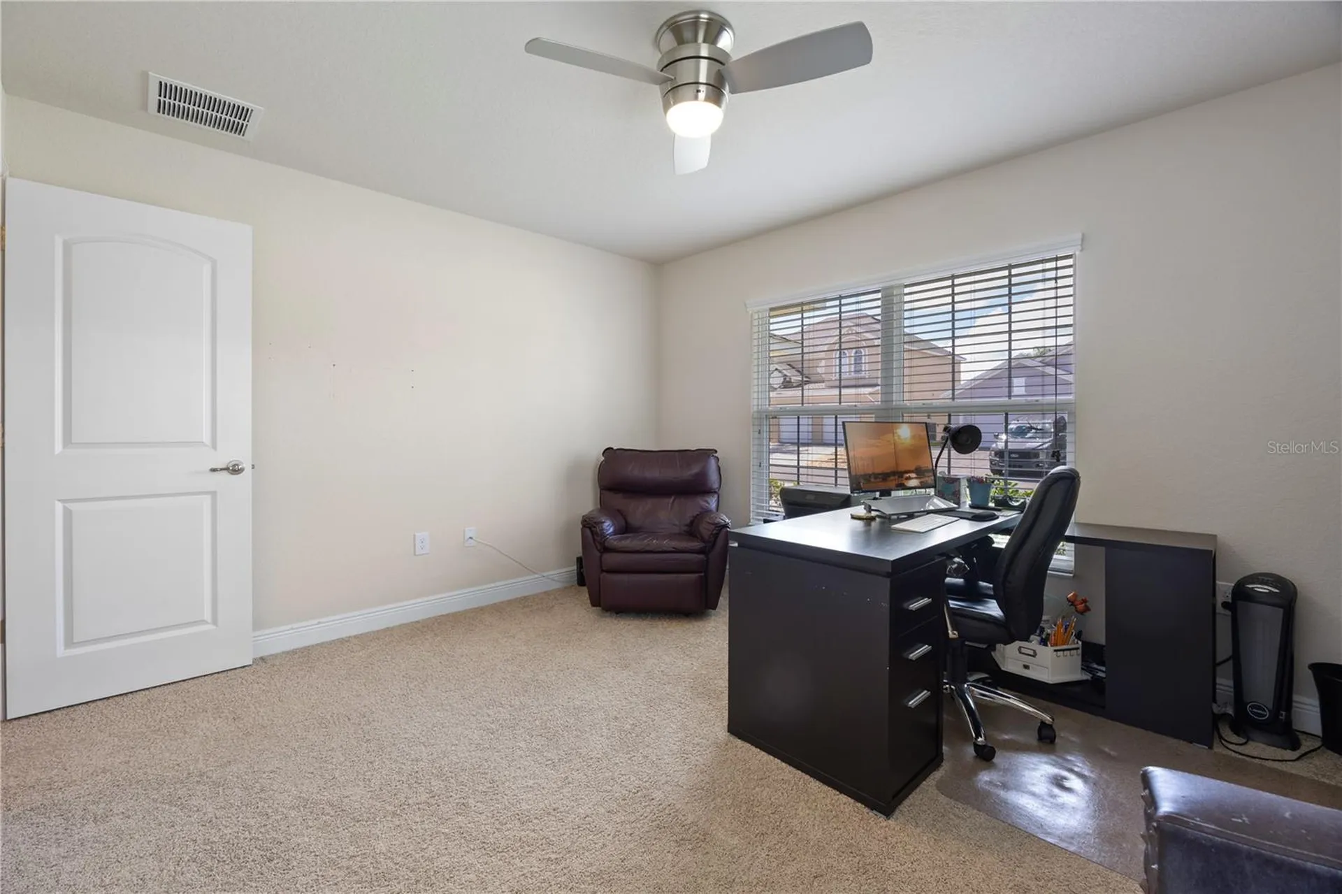 2656 Sand Hill Point Circle Davenport FL 33837