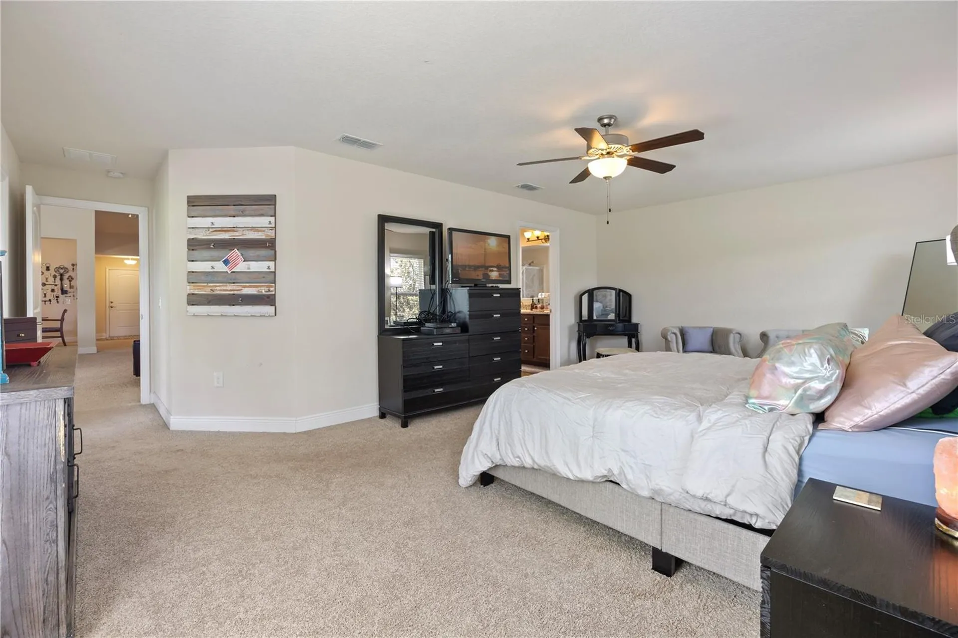 2656 Sand Hill Point Circle Davenport FL 33837