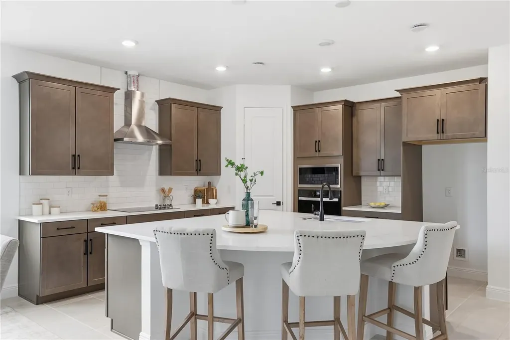 468 Veneto Circle Clermont FL 34715