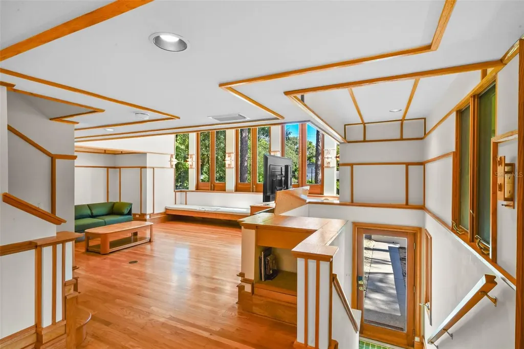 234 Alpine Street Altamonte Springs FL 32701