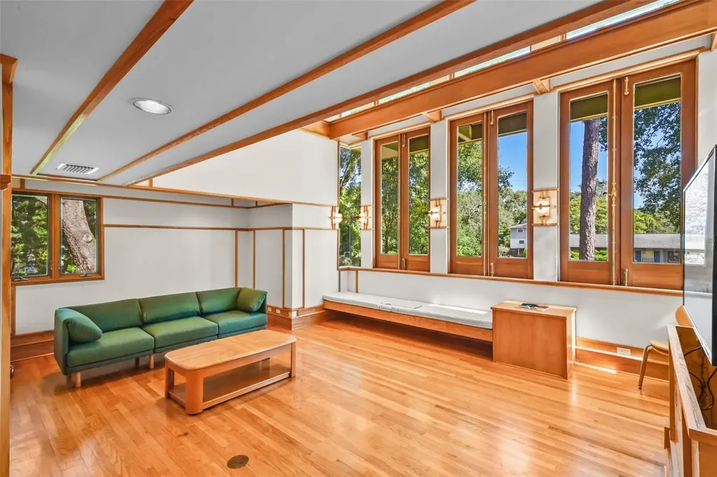 234 Alpine Street Altamonte Springs FL 32701