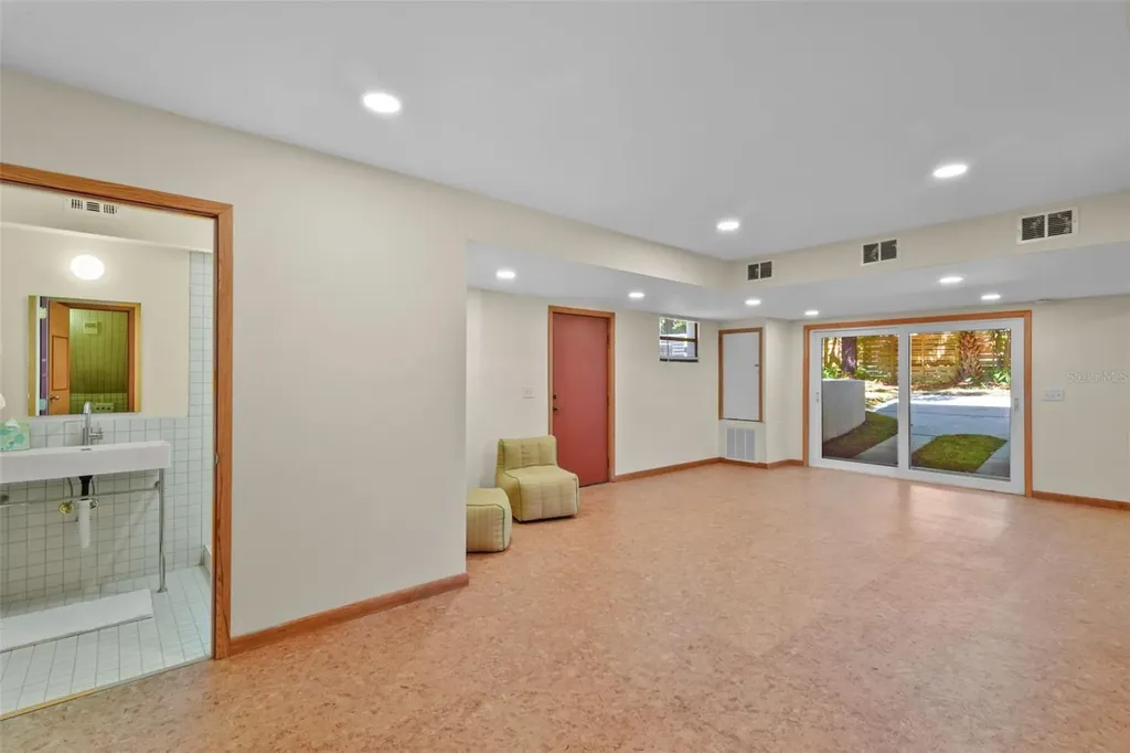 234 Alpine Street Altamonte Springs FL 32701