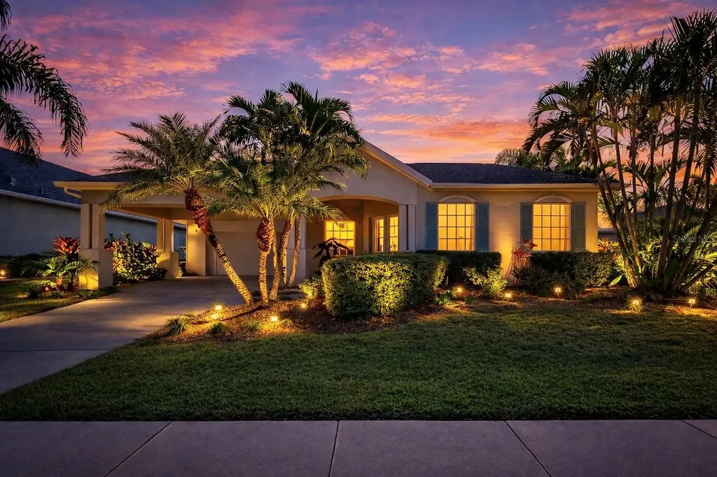 169 Americas Cup Boulevard Bradenton FL 34208