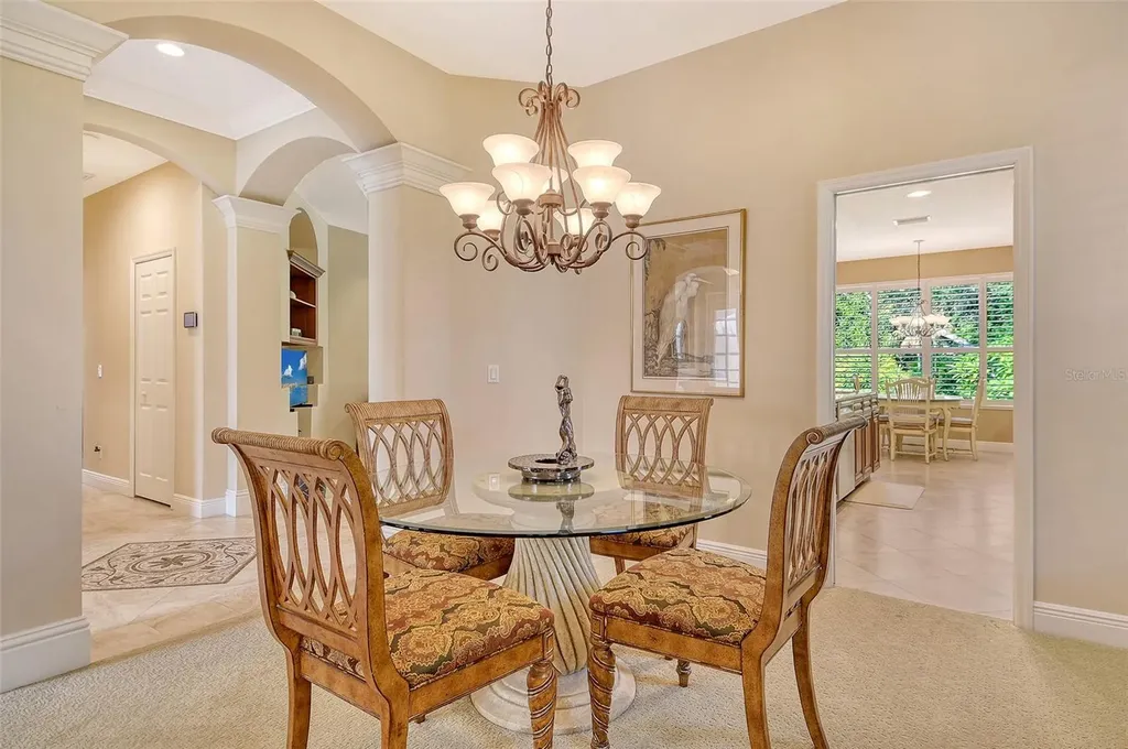9032 Willow Brook Drive Sarasota FL 34238