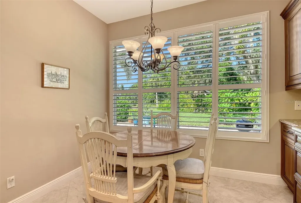 9032 Willow Brook Drive Sarasota FL 34238
