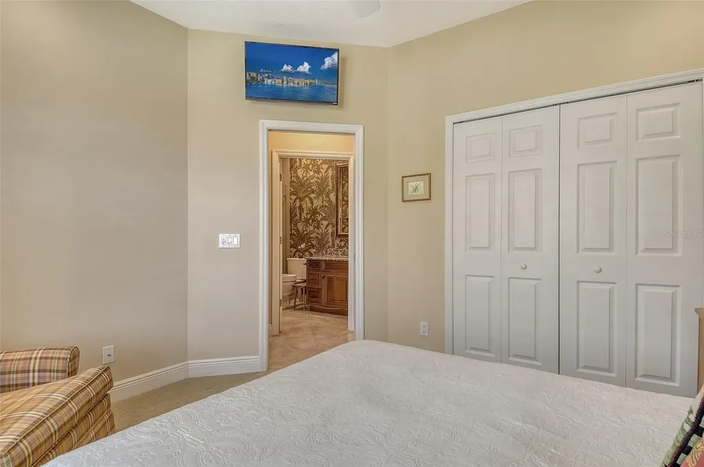 9032 Willow Brook Drive Sarasota FL 34238