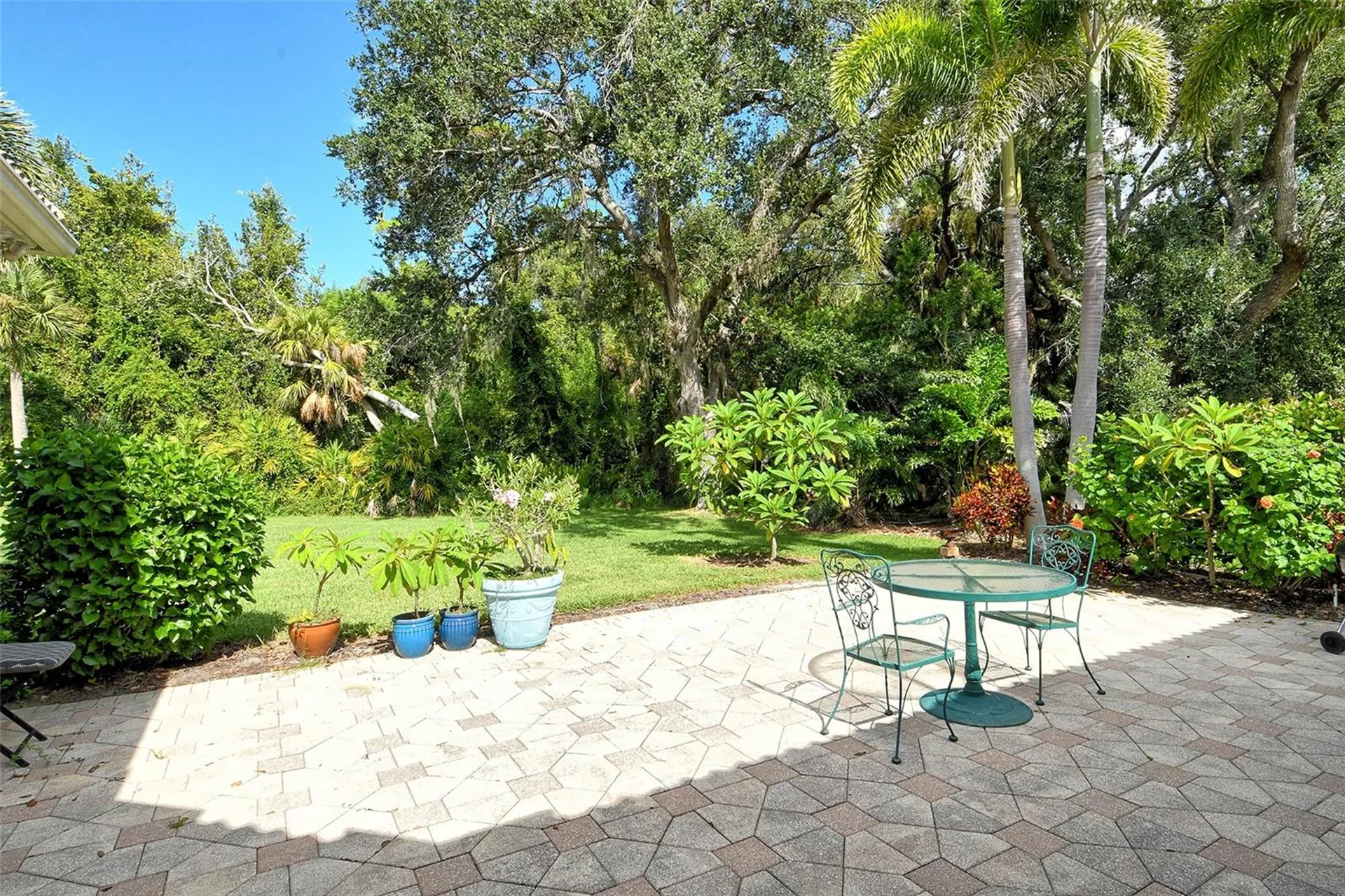 9032 Willow Brook Drive Sarasota FL 34238