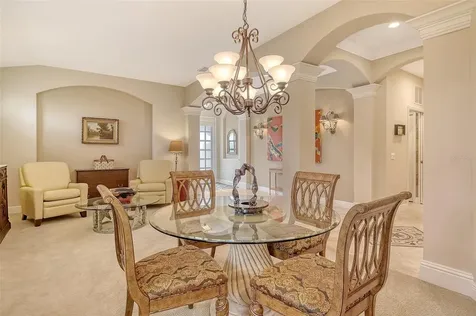 9032 Willow Brook Drive Sarasota FL 34238