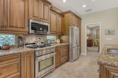 9032 Willow Brook Drive Sarasota FL 34238
