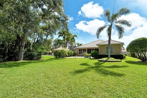 9032 Willow Brook Drive Sarasota FL 34238