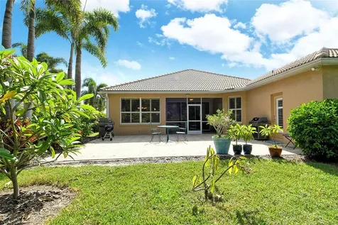 9032 Willow Brook Drive Sarasota FL 34238