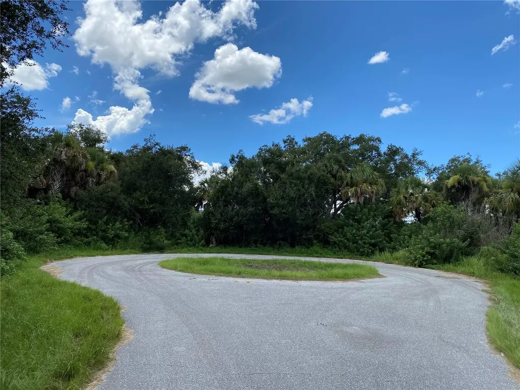 Sultan Court North Port FL 34286
