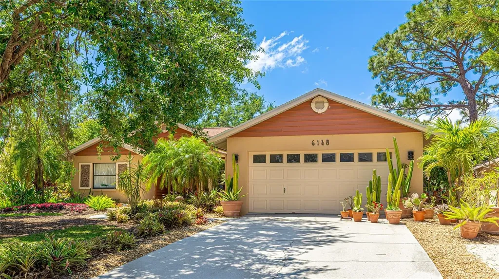 6148 Bonaventure Court Sarasota FL 34243