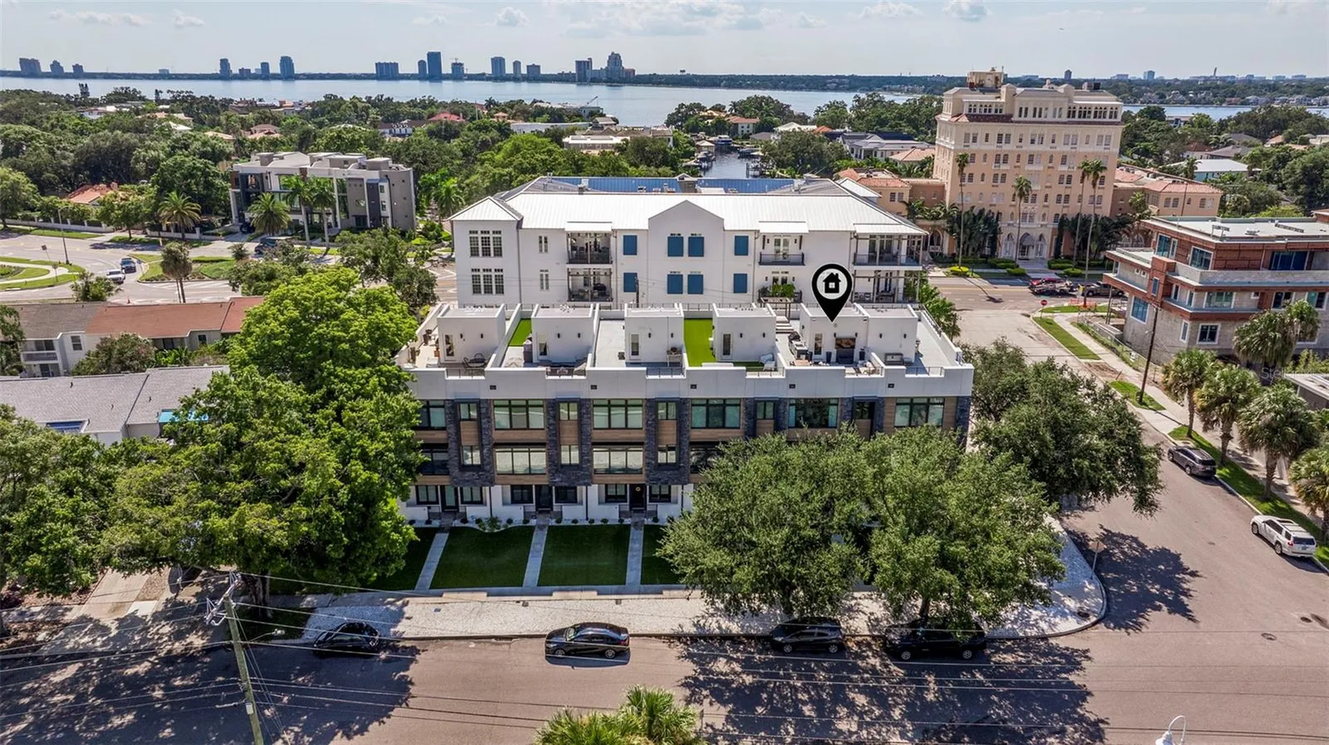 90 Columbia Drive Tampa FL 33606