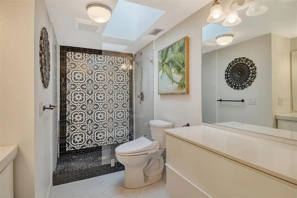 1473 Landings Circle Sarasota FL 34231