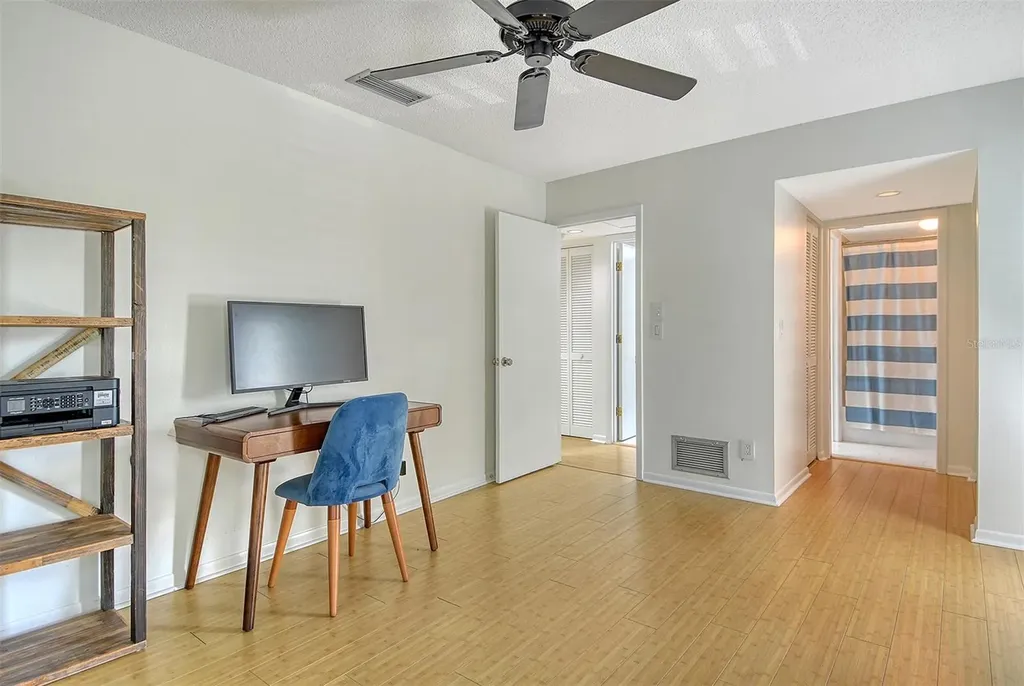 1473 Landings Circle Sarasota FL 34231