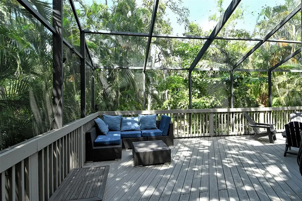 1473 Landings Circle Sarasota FL 34231