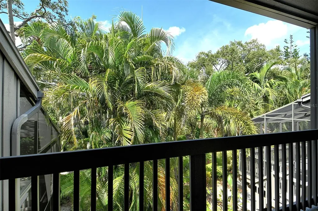 1473 Landings Circle Sarasota FL 34231