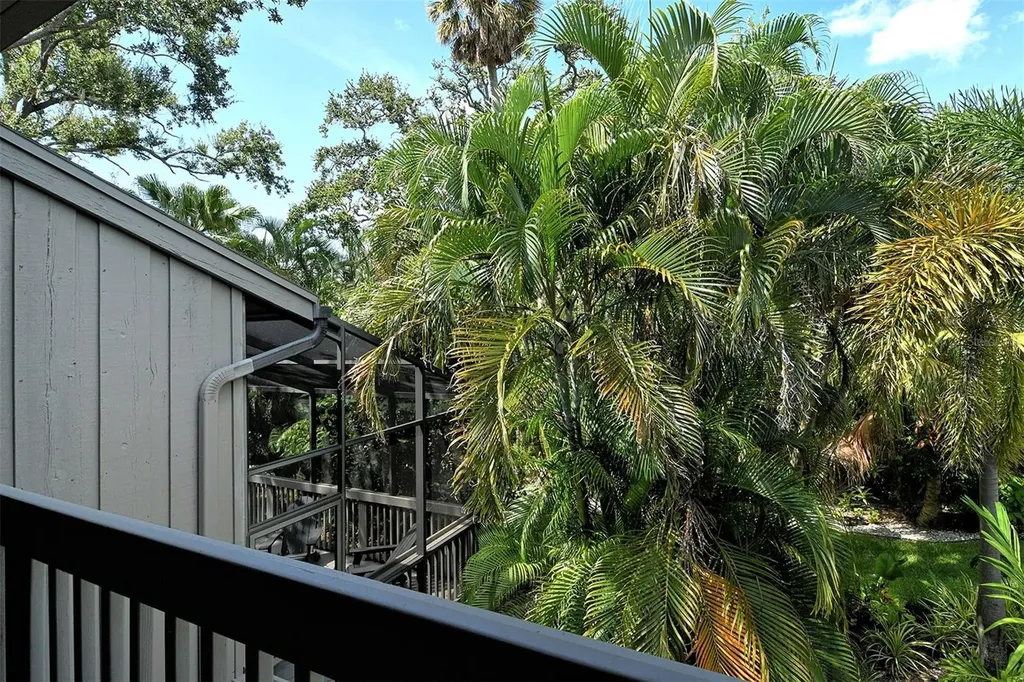 1473 Landings Circle Sarasota FL 34231