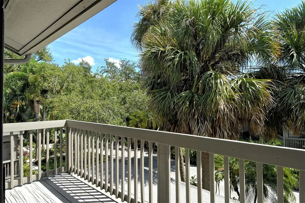 1473 Landings Circle Sarasota FL 34231