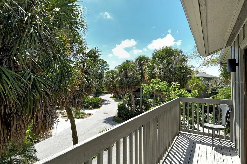1473 Landings Circle Sarasota FL 34231