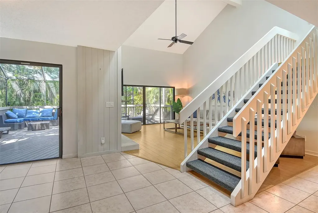 1473 Landings Circle Sarasota FL 34231