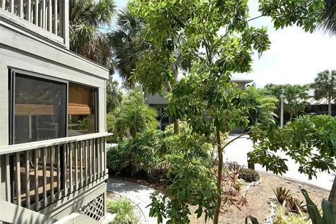 1473 Landings Circle Sarasota FL 34231