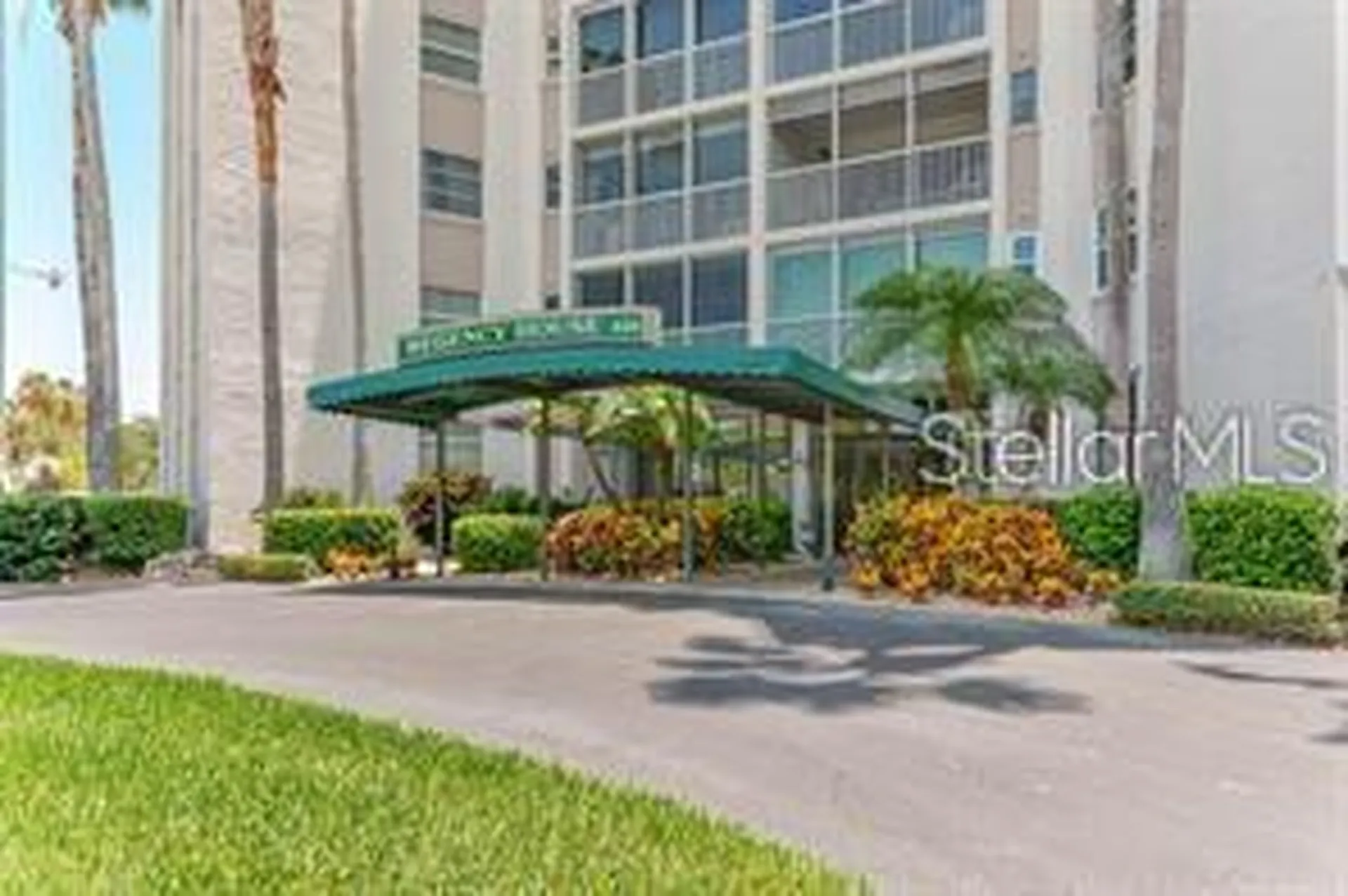 435 S Gulfstream Avenue Sarasota FL 34236
