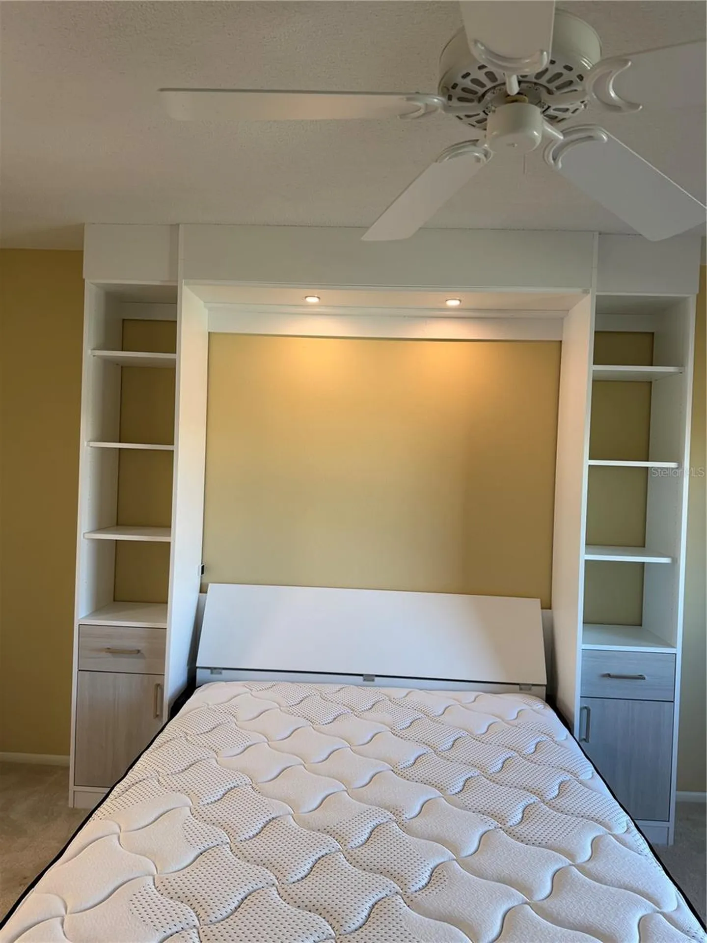 435 S Gulfstream Avenue Sarasota FL 34236
