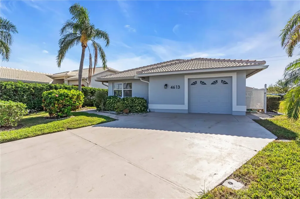 4613 Muirfield Drive Bradenton FL 34210