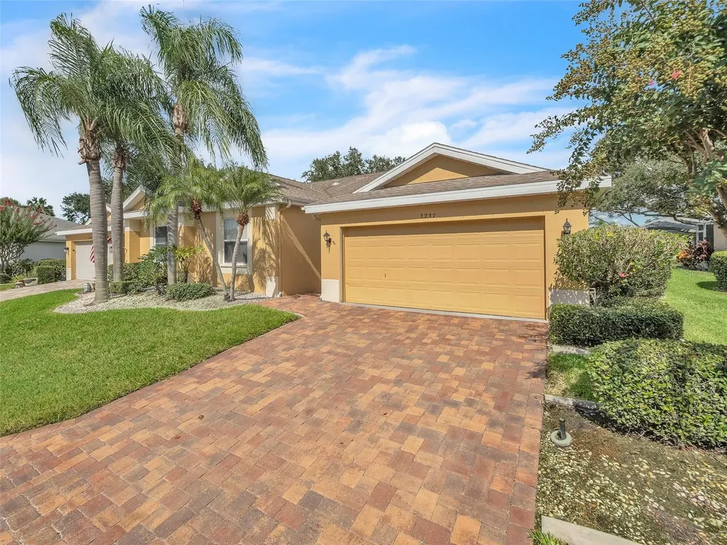 2237 Mayfield Palms Lane Sun City Center FL 33573