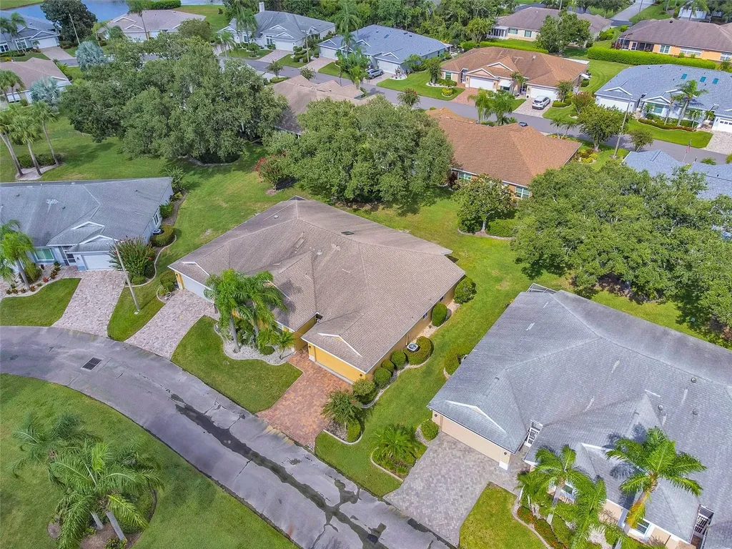 2237 Mayfield Palms Lane Sun City Center FL 33573