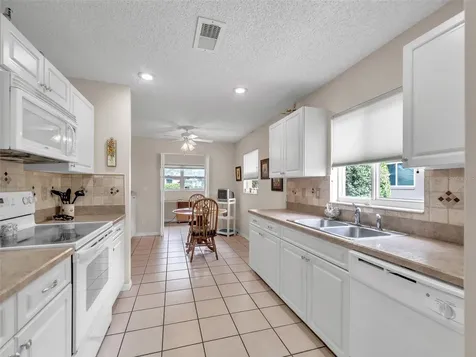 2237 Mayfield Palms Lane Sun City Center FL 33573